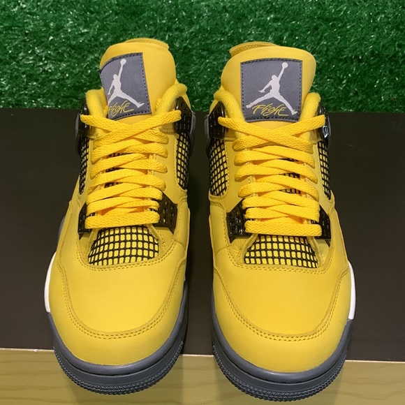 AIR JORDAN 4 LIGHTING ⚡️⚡️ - Picture 7 of 9